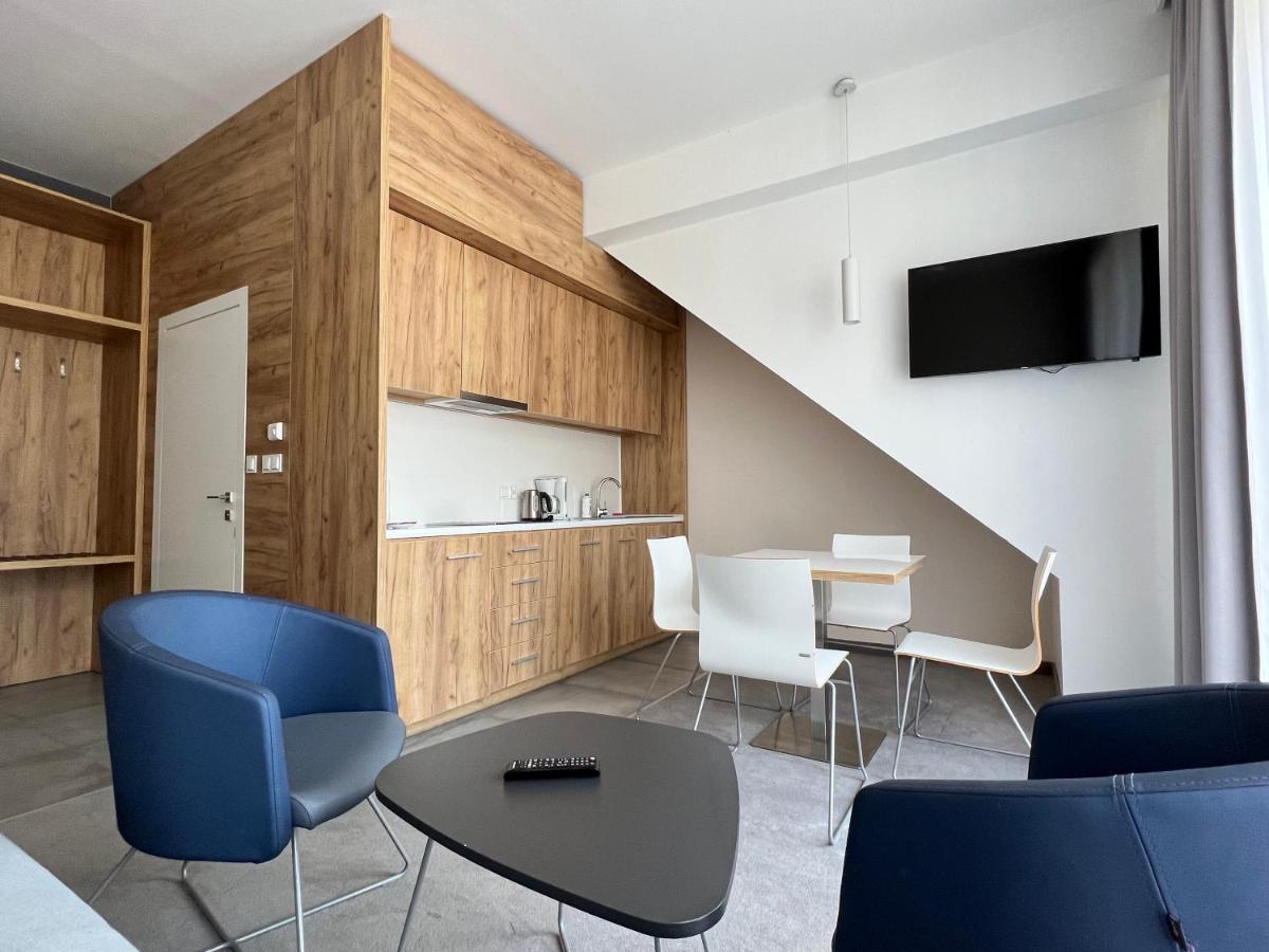 Aparthotel Apartamenty Czarna Gora 414 Шенна Екстериор снимка